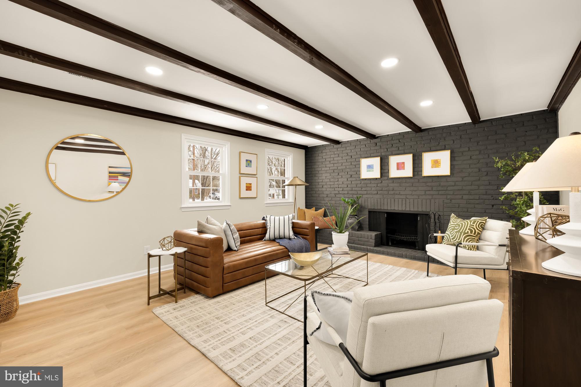 11708 STONEWOOD