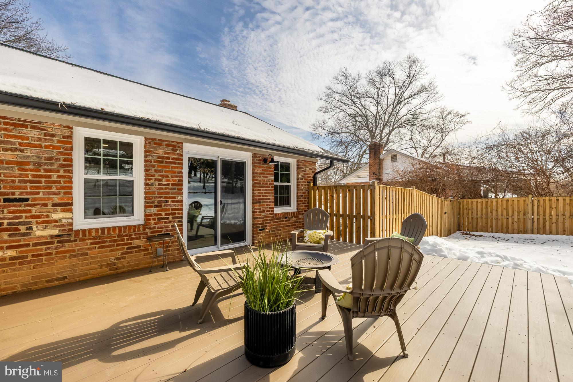 11708 STONEWOOD