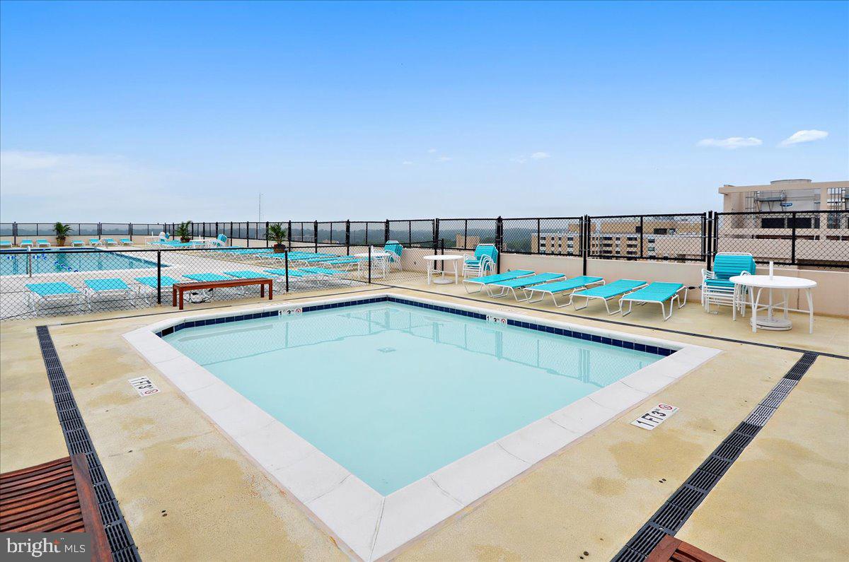 4515 WILLARD AVENUE 709