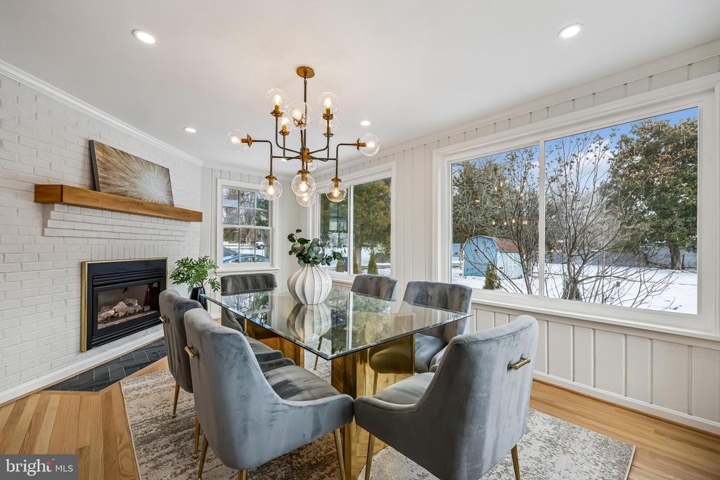 721 MAPLETON ROAD