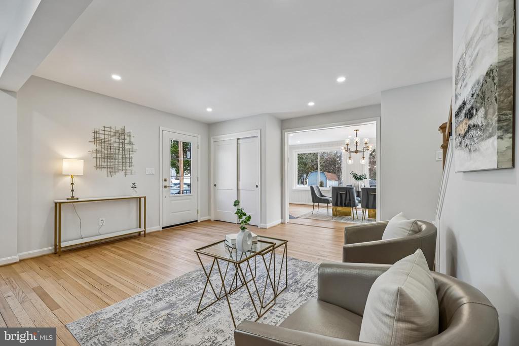 721 MAPLETON ROAD