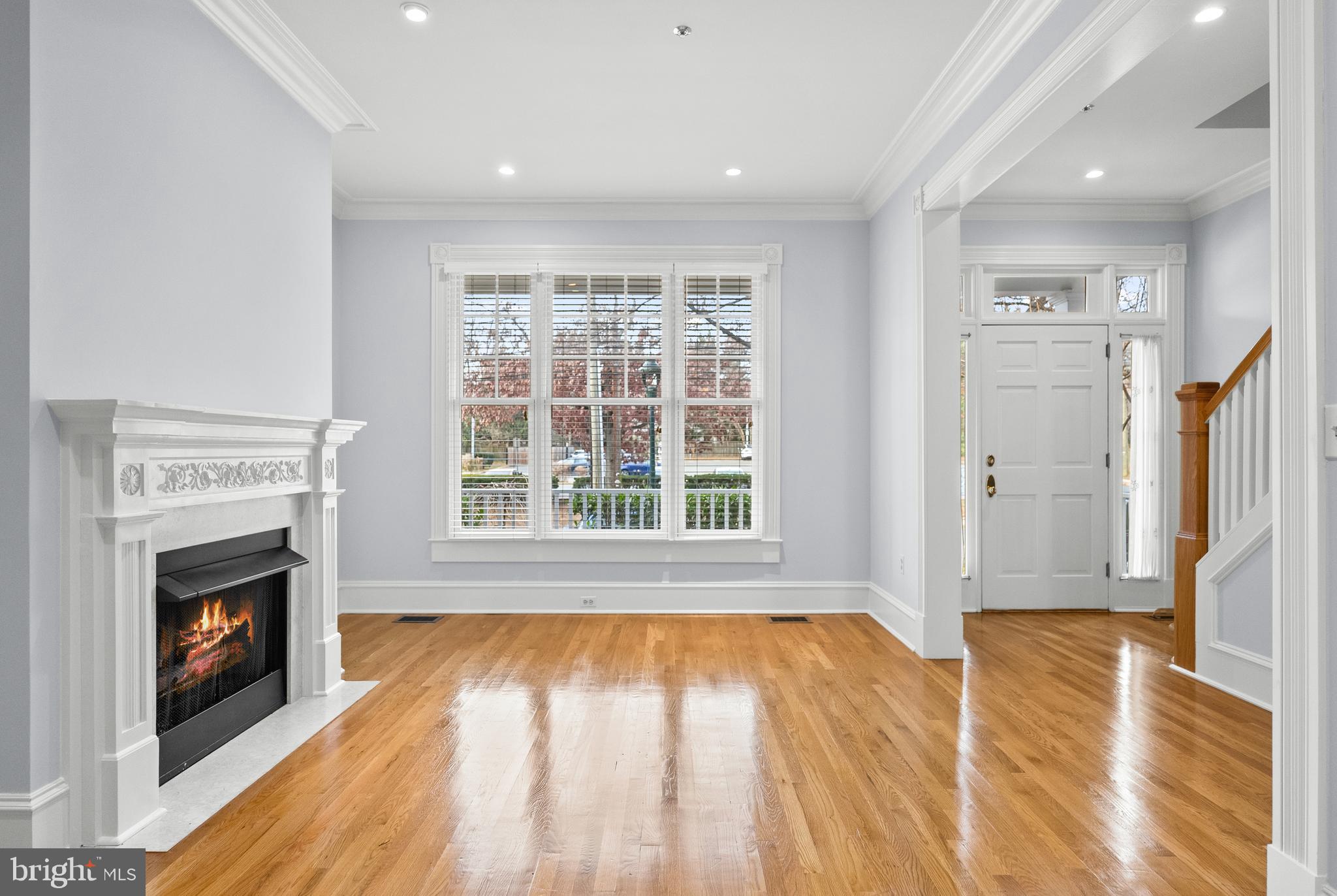 7465 ARLINGTON ROAD