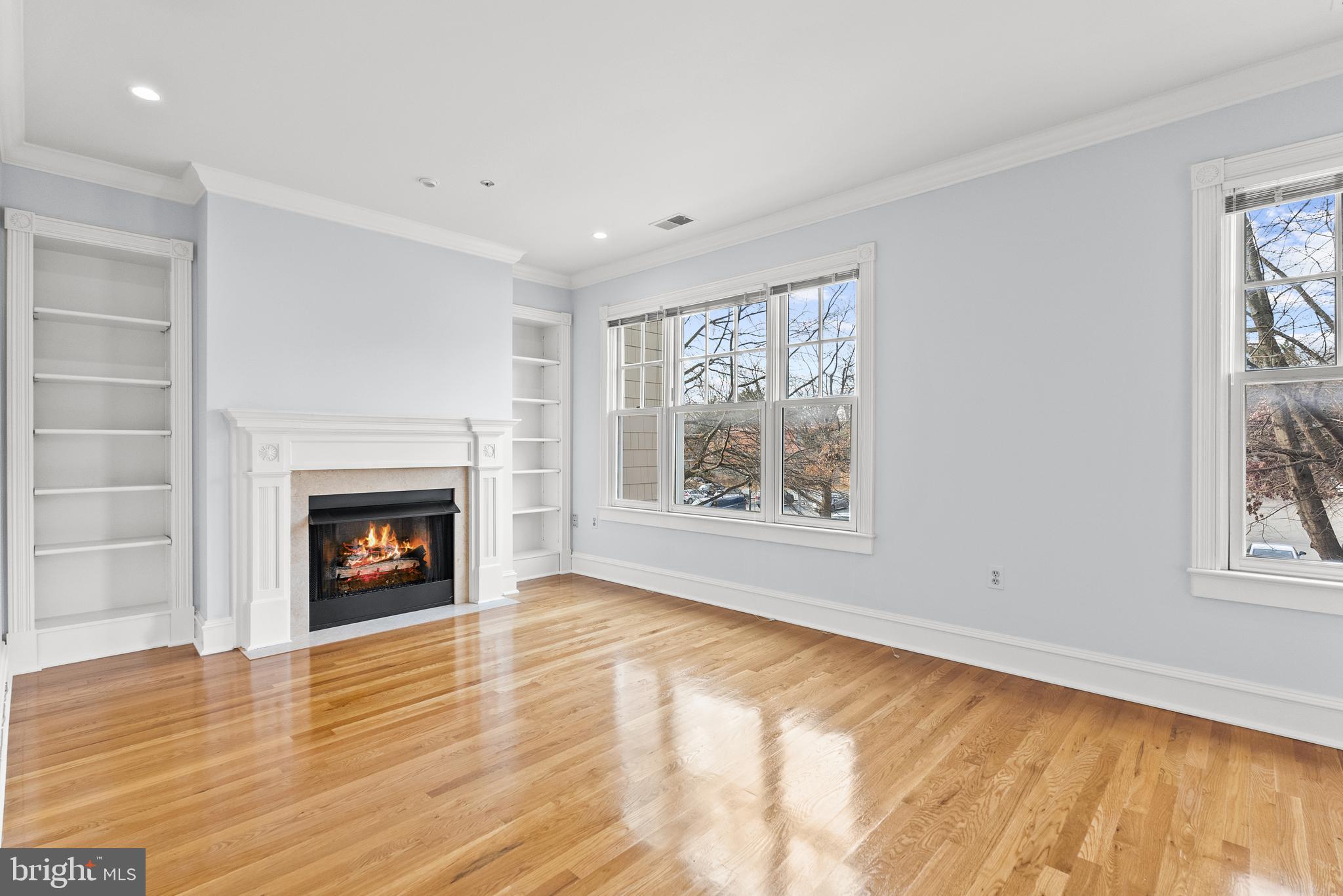 7465 ARLINGTON ROAD