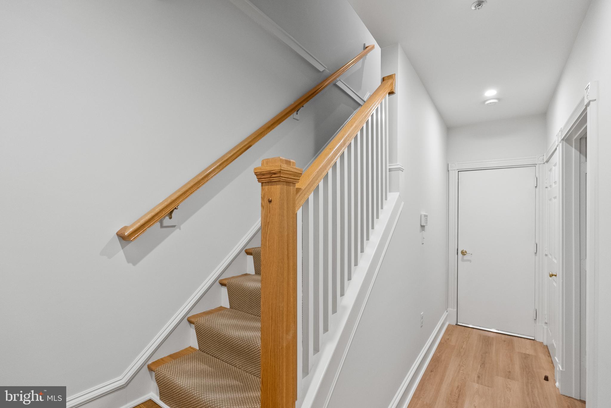 7465 ARLINGTON ROAD