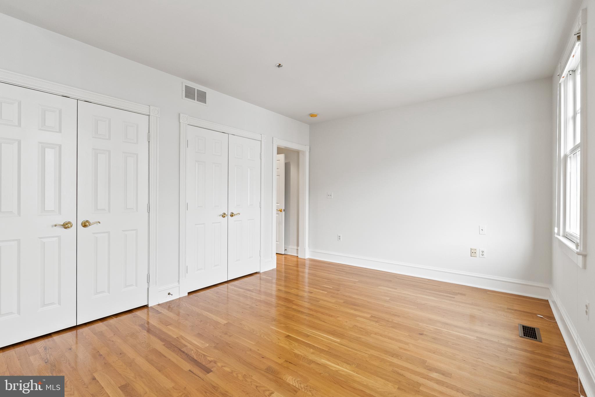 7465 ARLINGTON ROAD