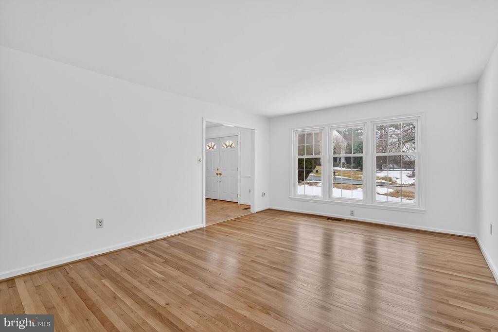 15200 WINSTEAD LANE