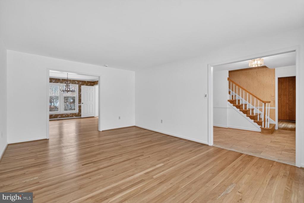 15200 WINSTEAD LANE