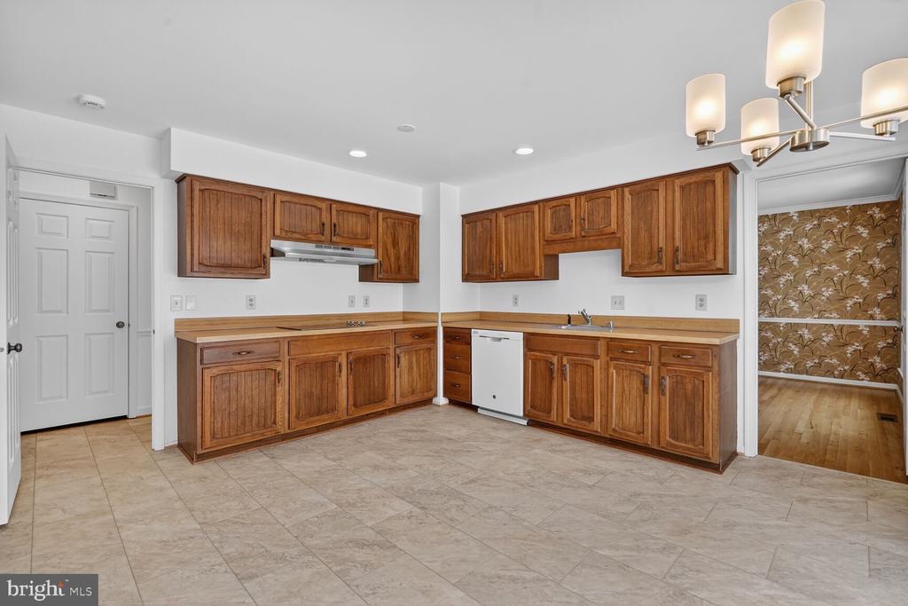 15200 WINSTEAD LANE