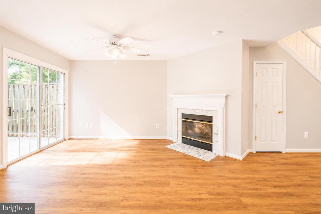 19907 DUNSTABLE CIRCLE 184
