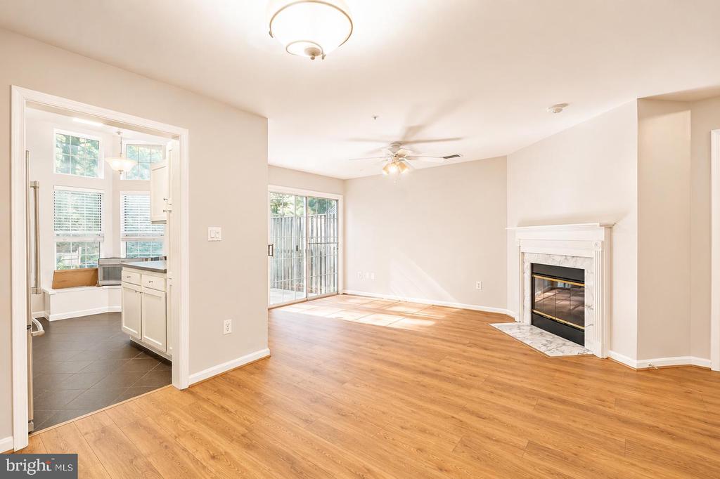 19907 DUNSTABLE CIRCLE 184