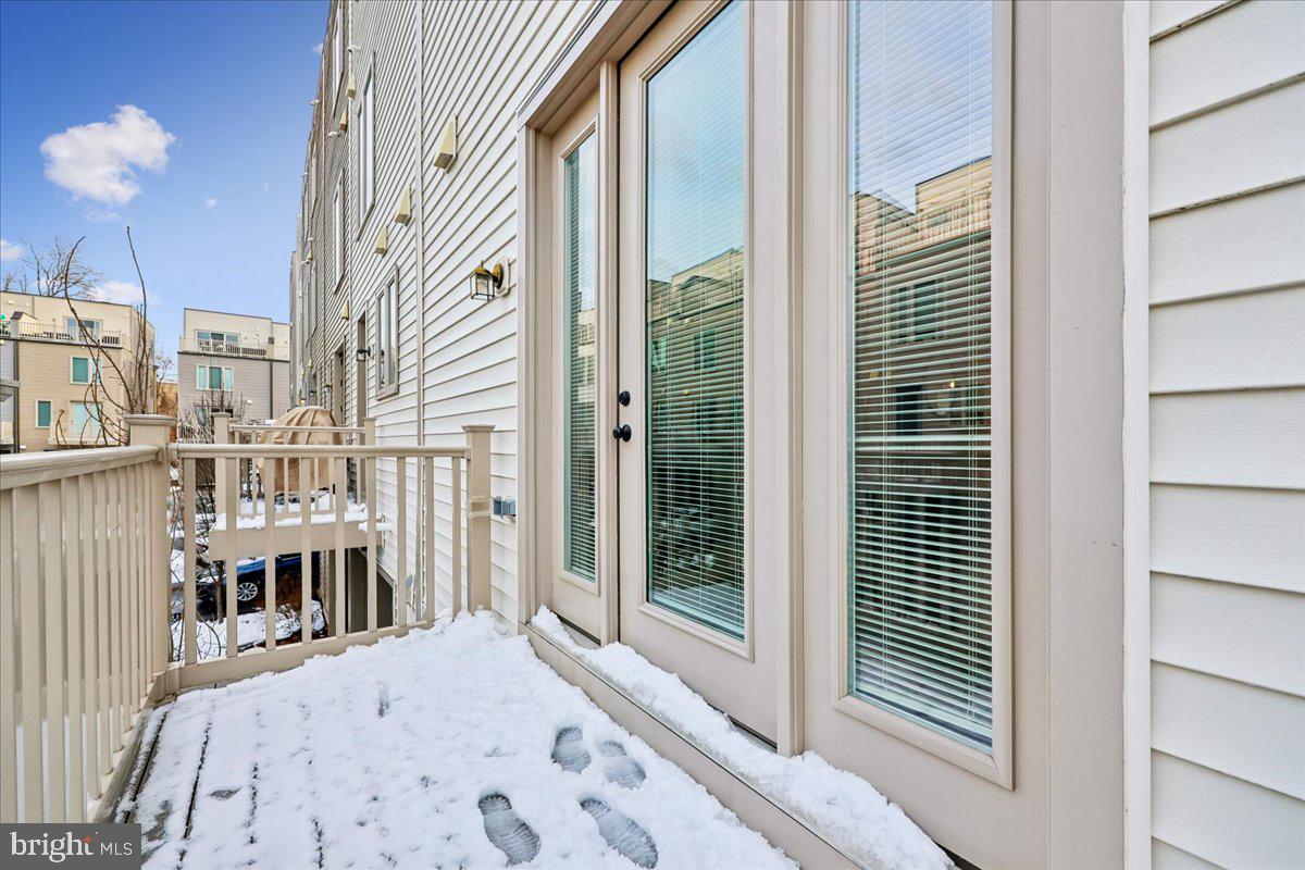 882 THOMPSON CRESCENT 28