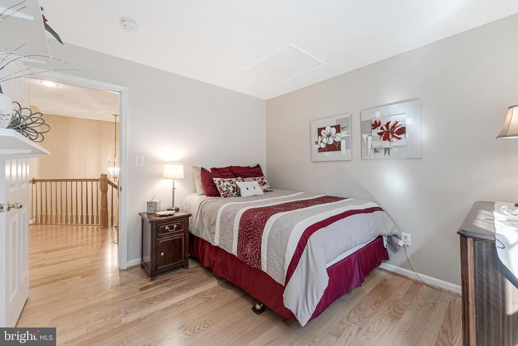 10005 BALD CYPRESS DRIVE