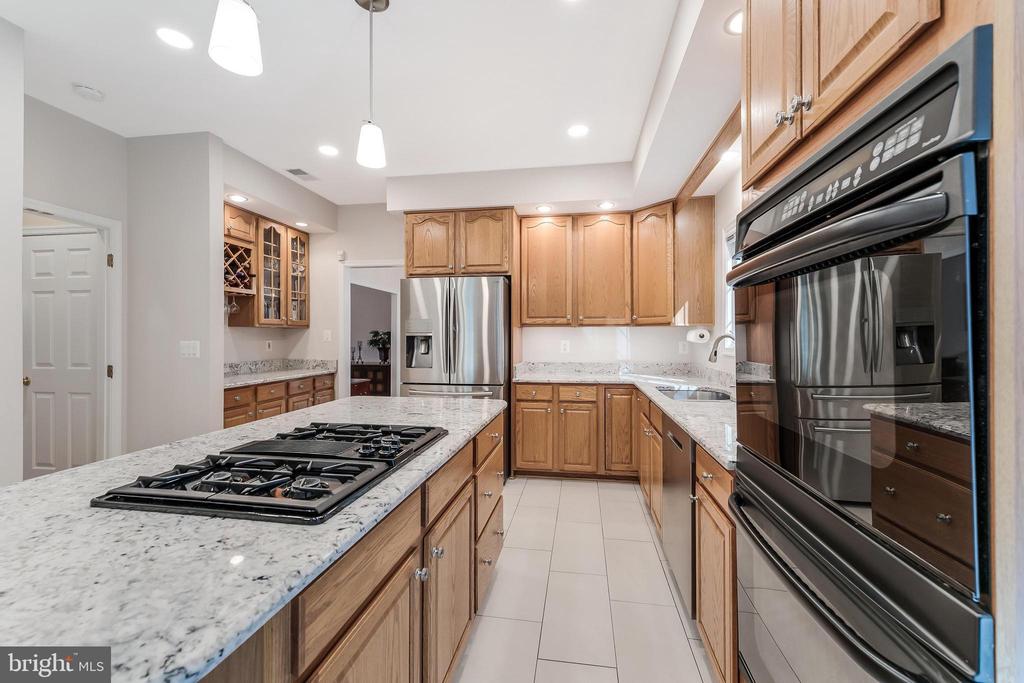 10005 BALD CYPRESS DRIVE