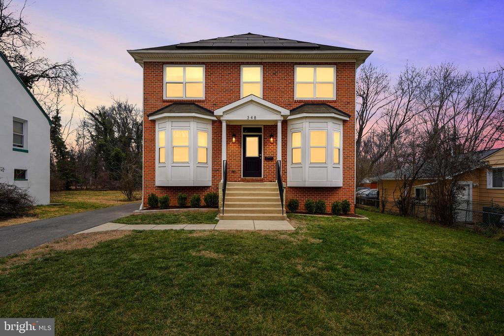 348 HOWARD AVENUE