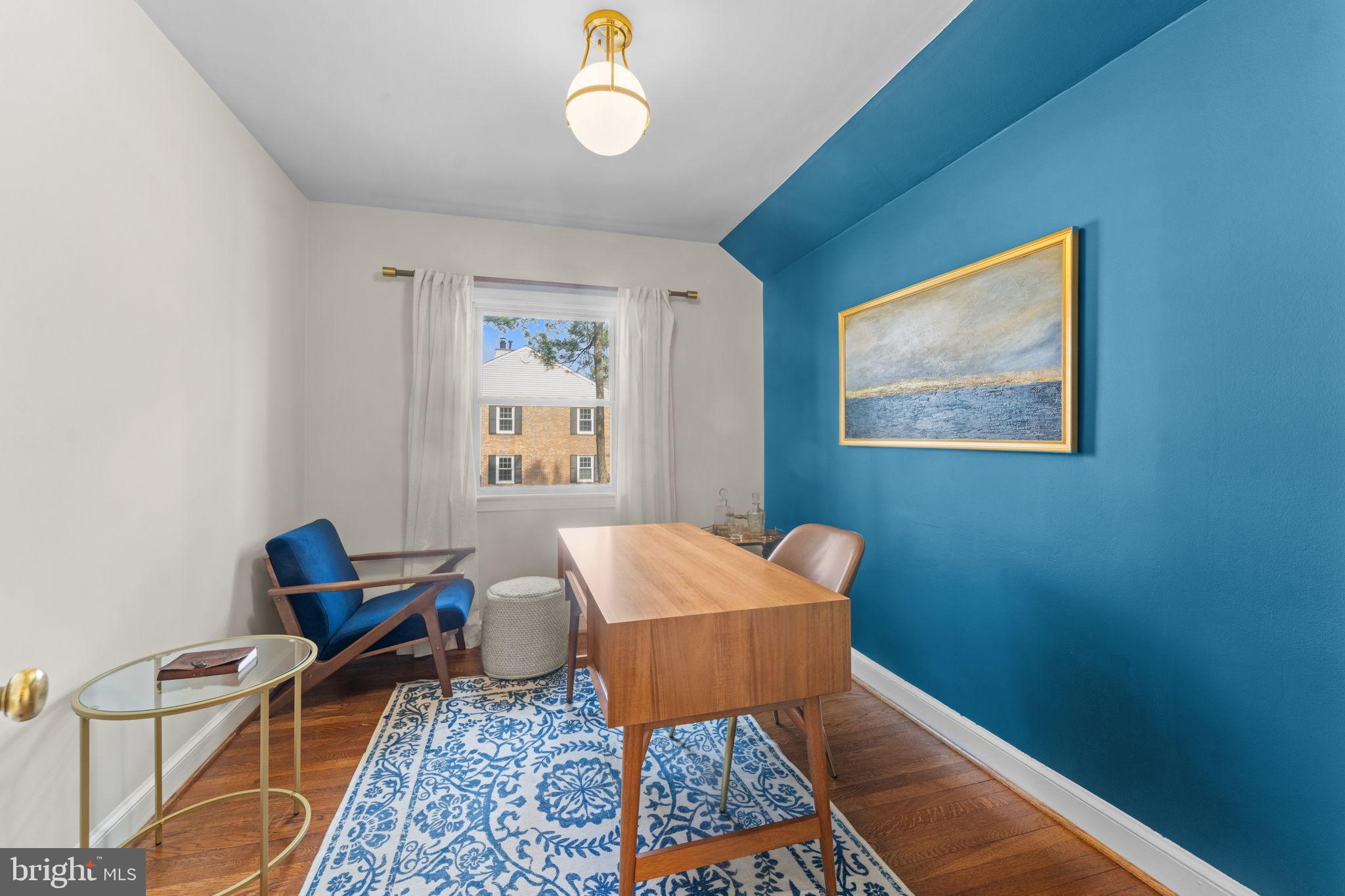 1604 HIGHLAND DRIVE