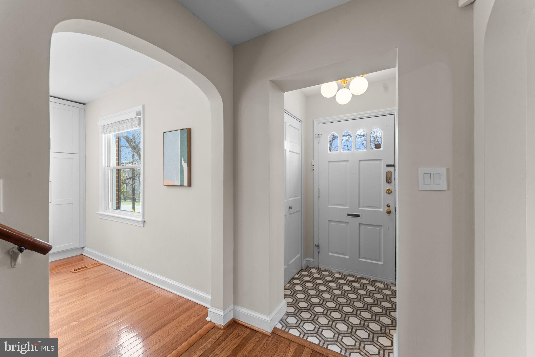 1604 HIGHLAND DRIVE