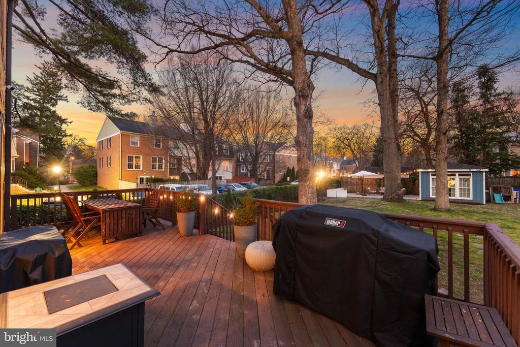 1604 HIGHLAND DRIVE