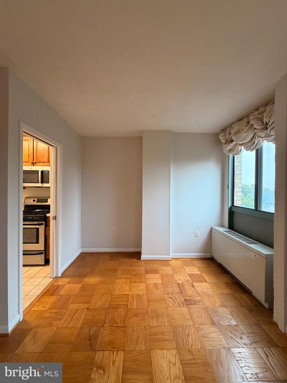 4242 E WEST HIGHWAY 506