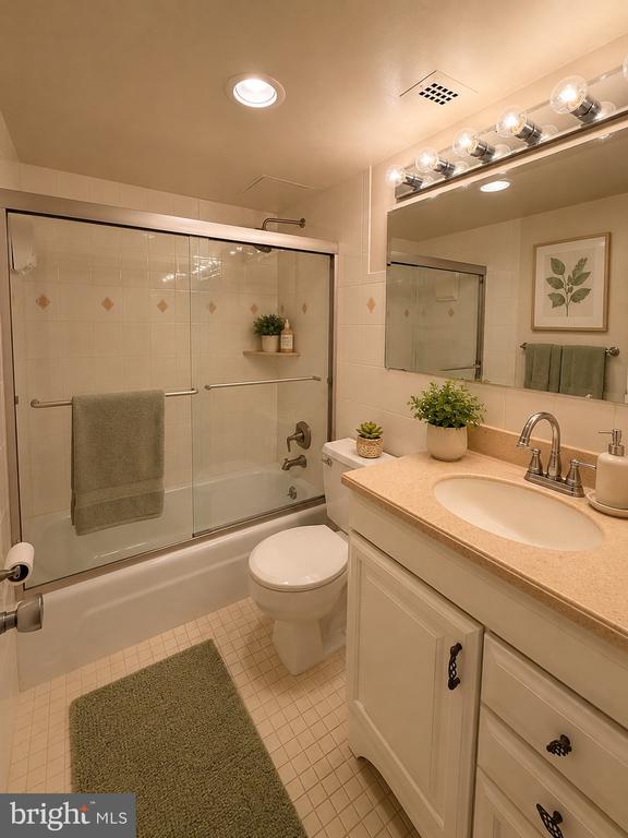 4242 E WEST HIGHWAY 506