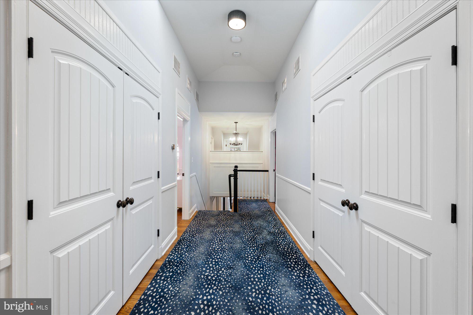 6 LELAND COURT