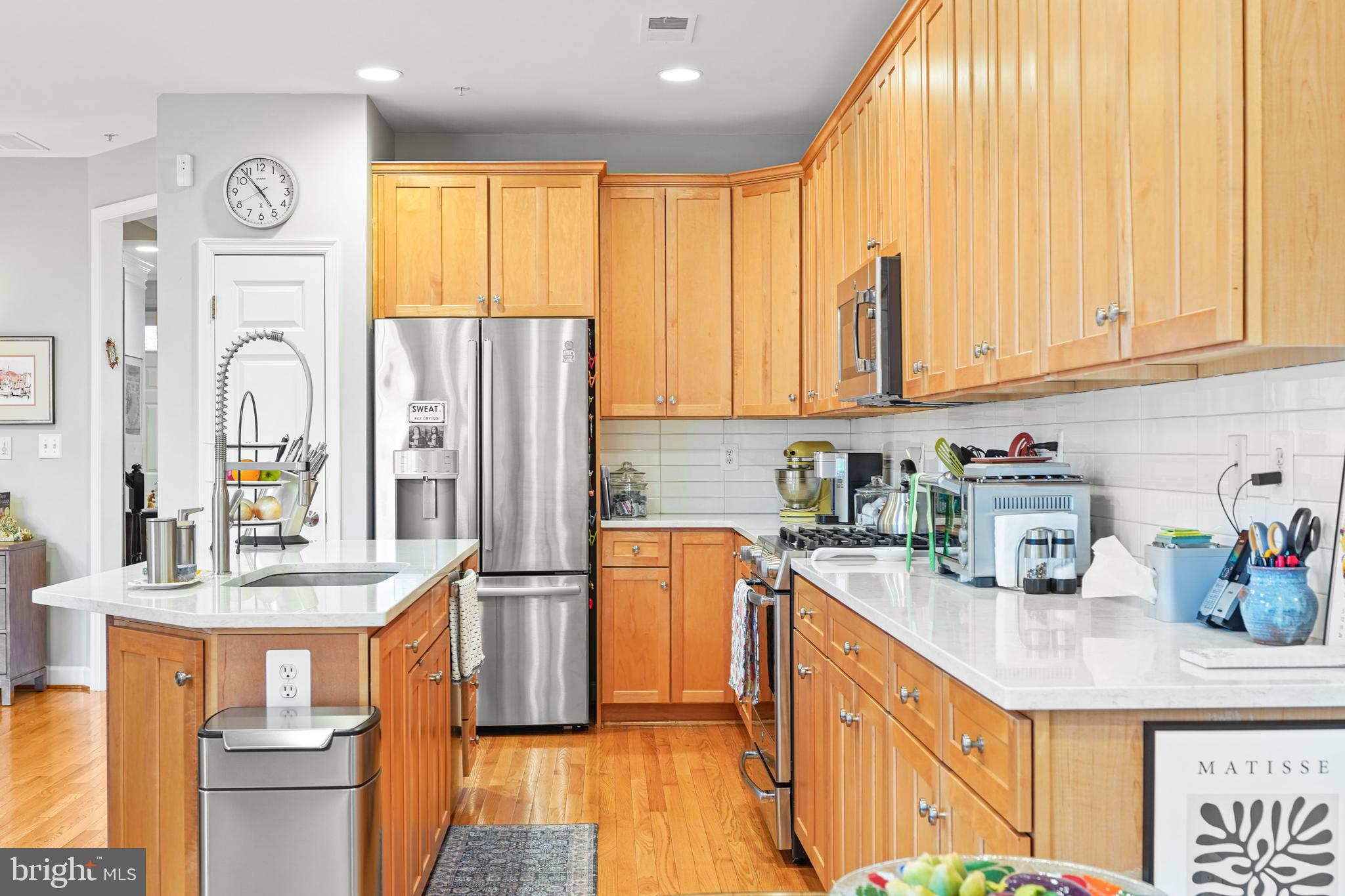 808 OAK KNOLL TERRACE