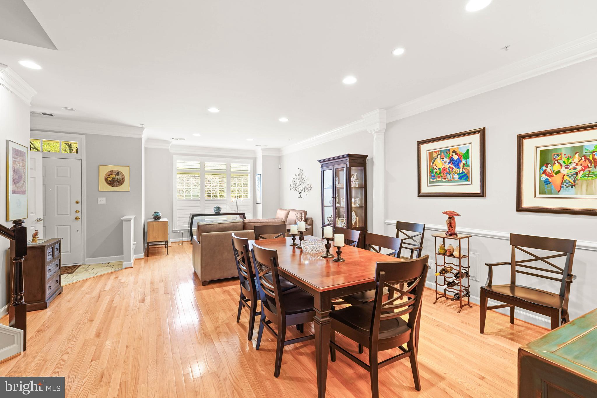 808 OAK KNOLL TERRACE
