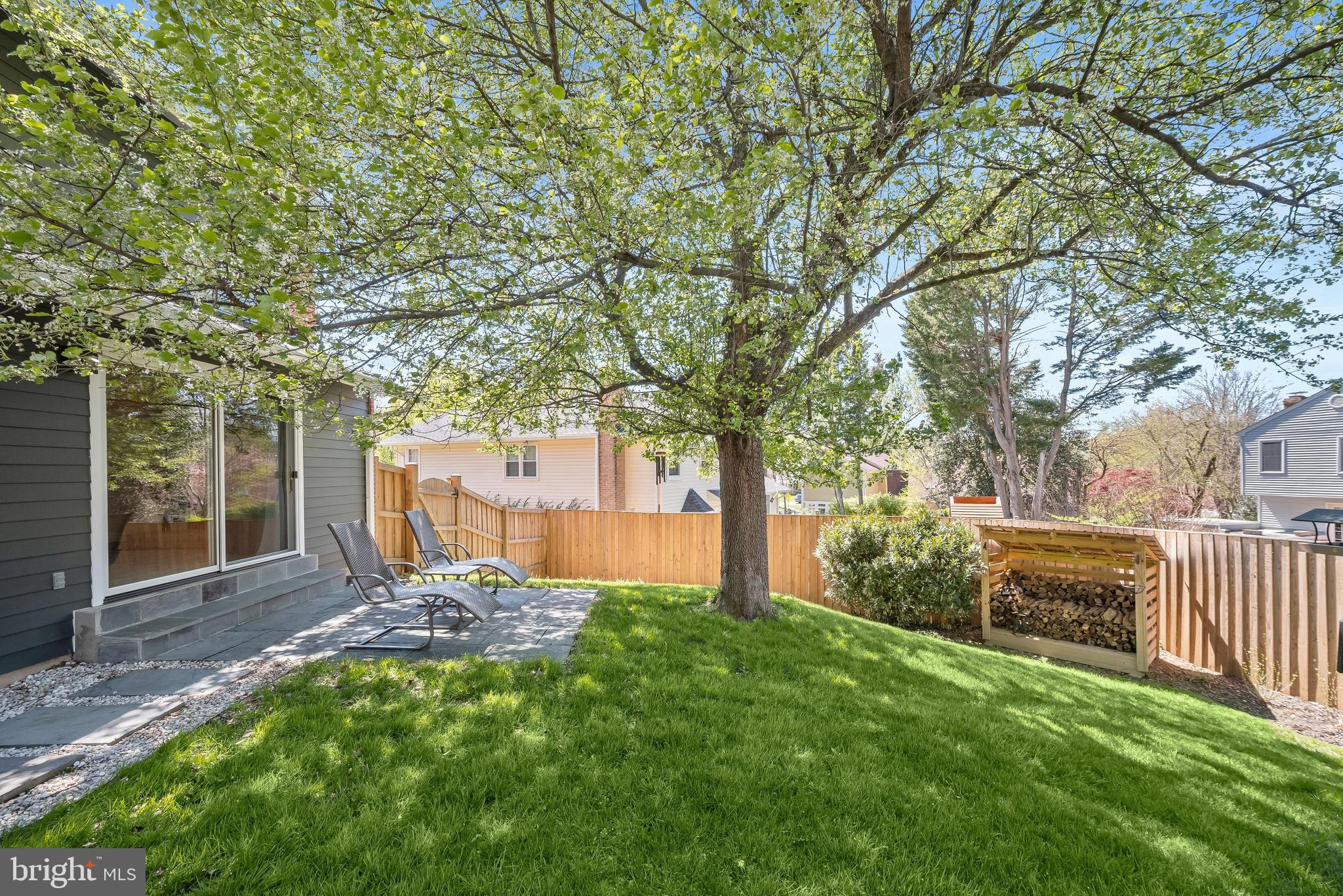 1407 LONGHILL DRIVE