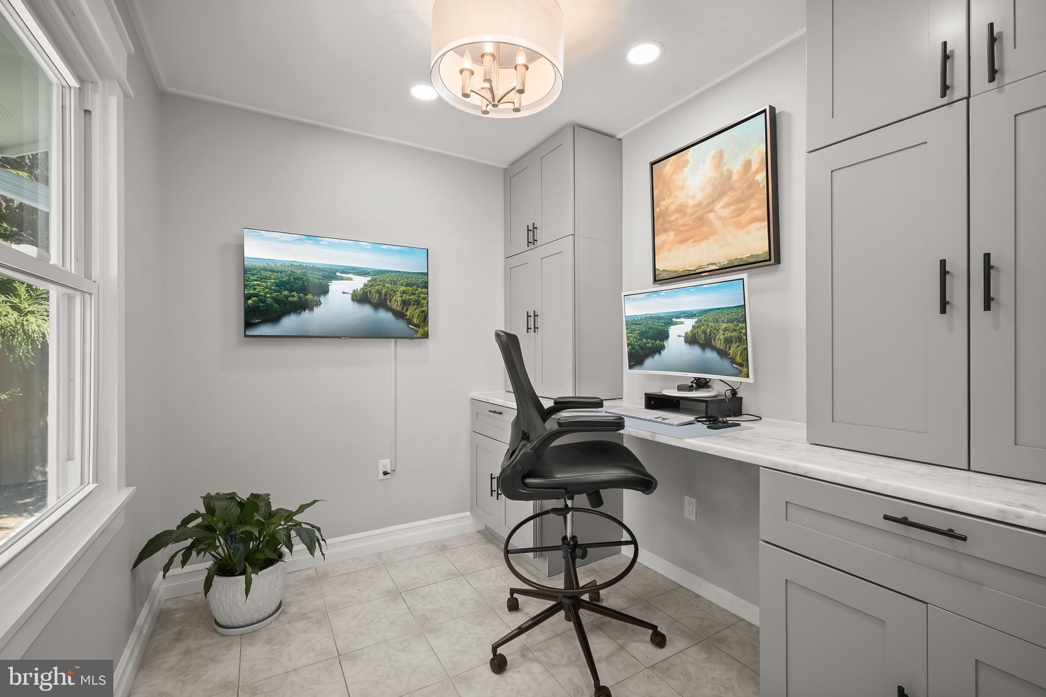 1407 LONGHILL DRIVE