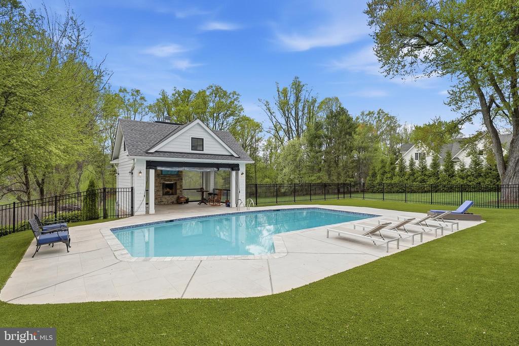 10712 LOCKLAND ROAD
