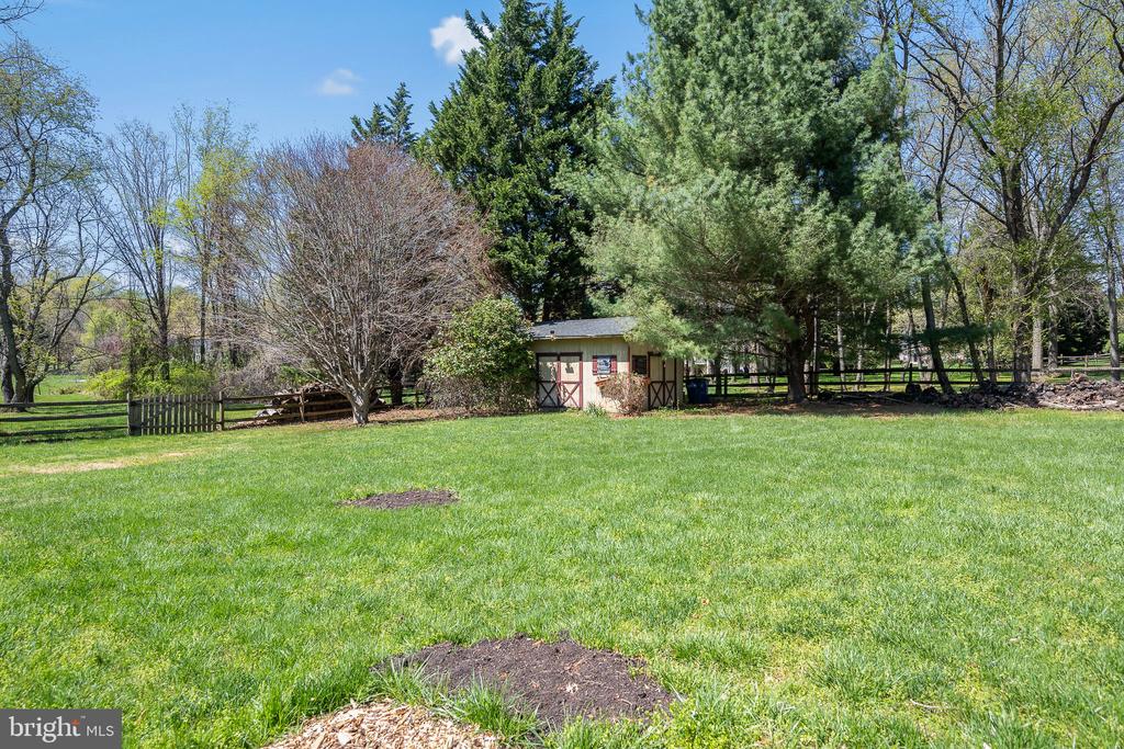 20116 SWEET MEADOW LANE