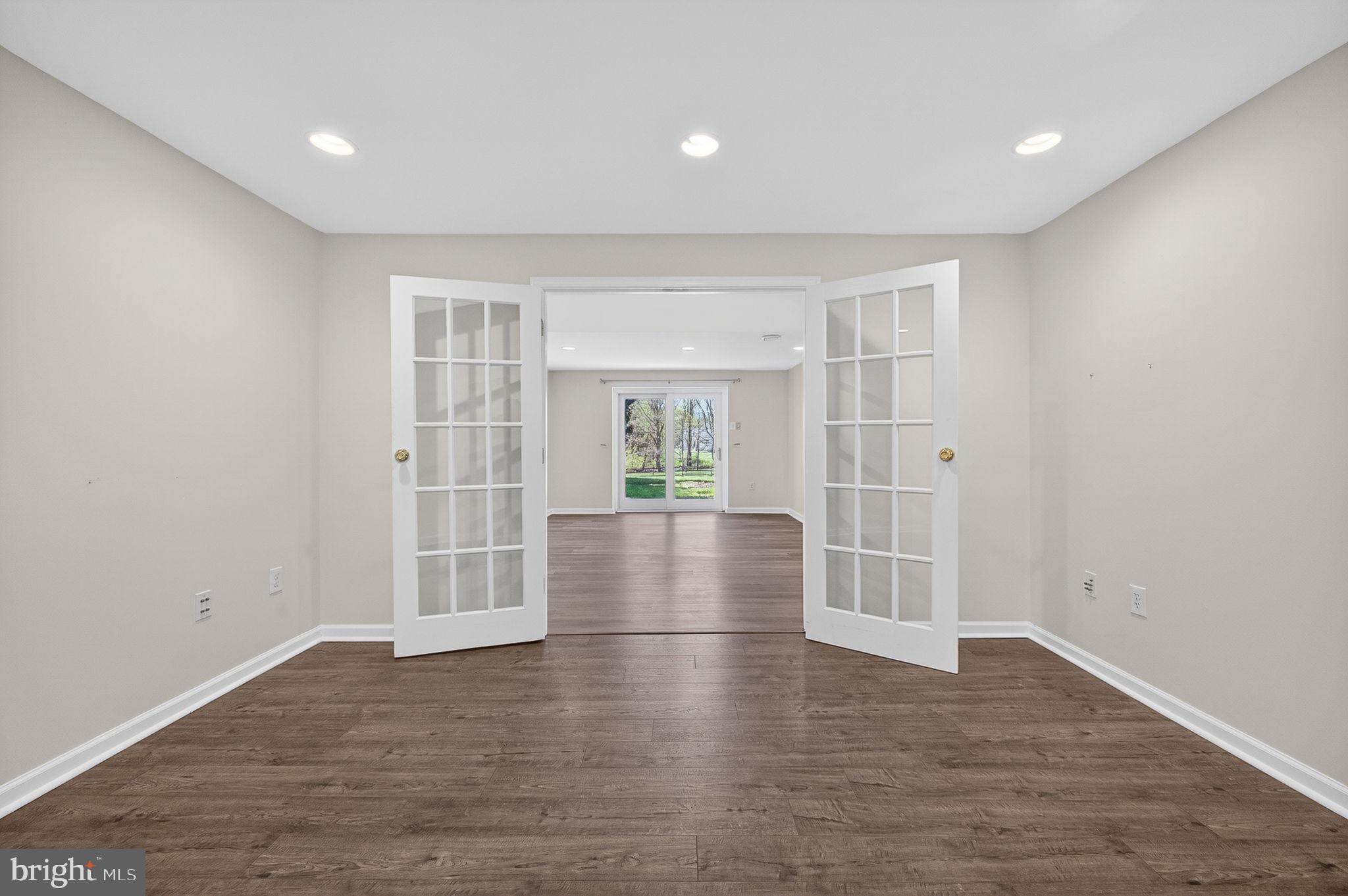 20116 SWEET MEADOW LANE