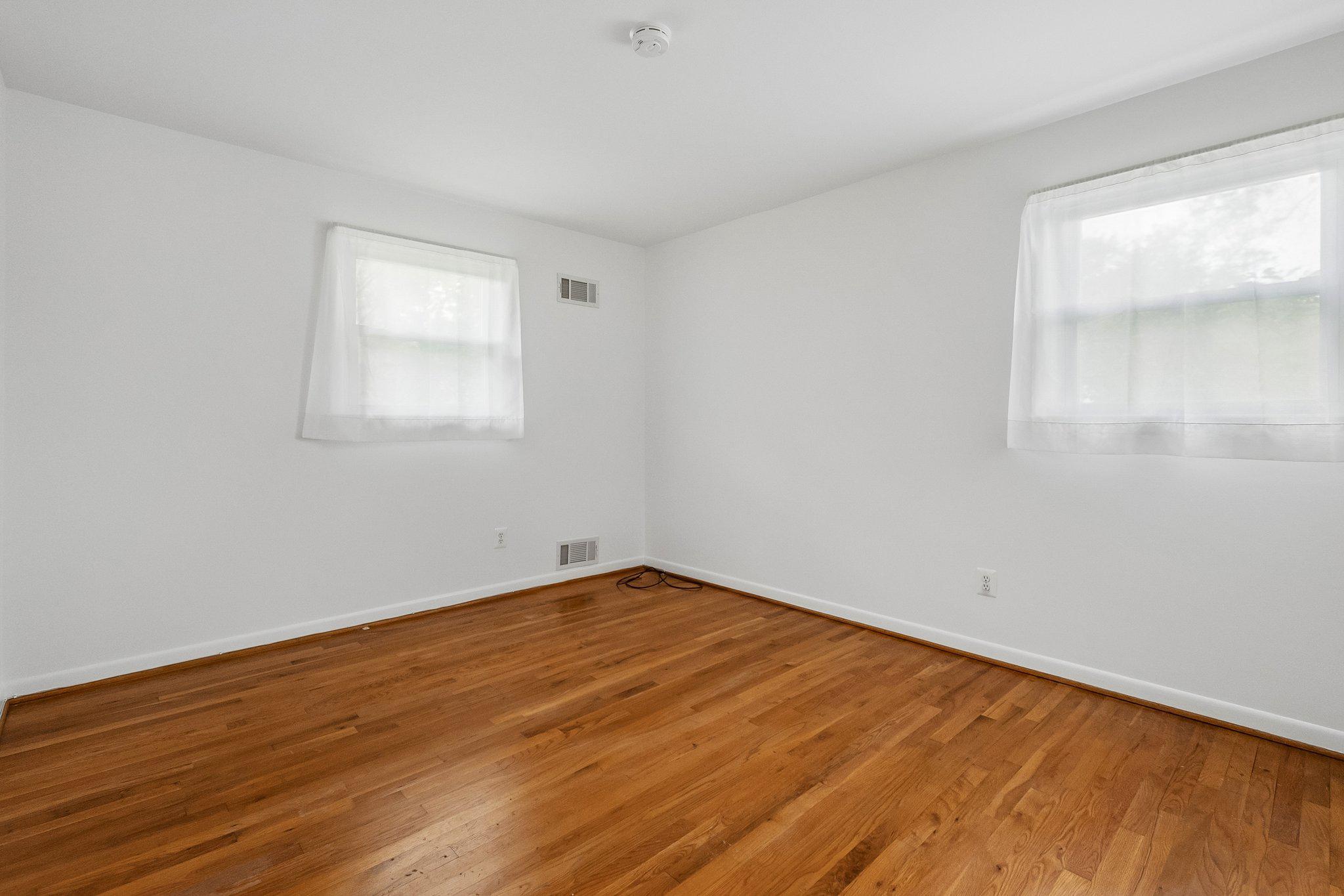 2807 HATHAWAY TERRACE