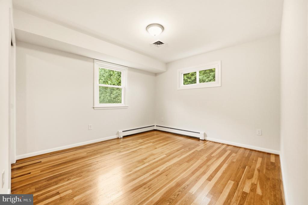 2508 REDMILES DRIVE