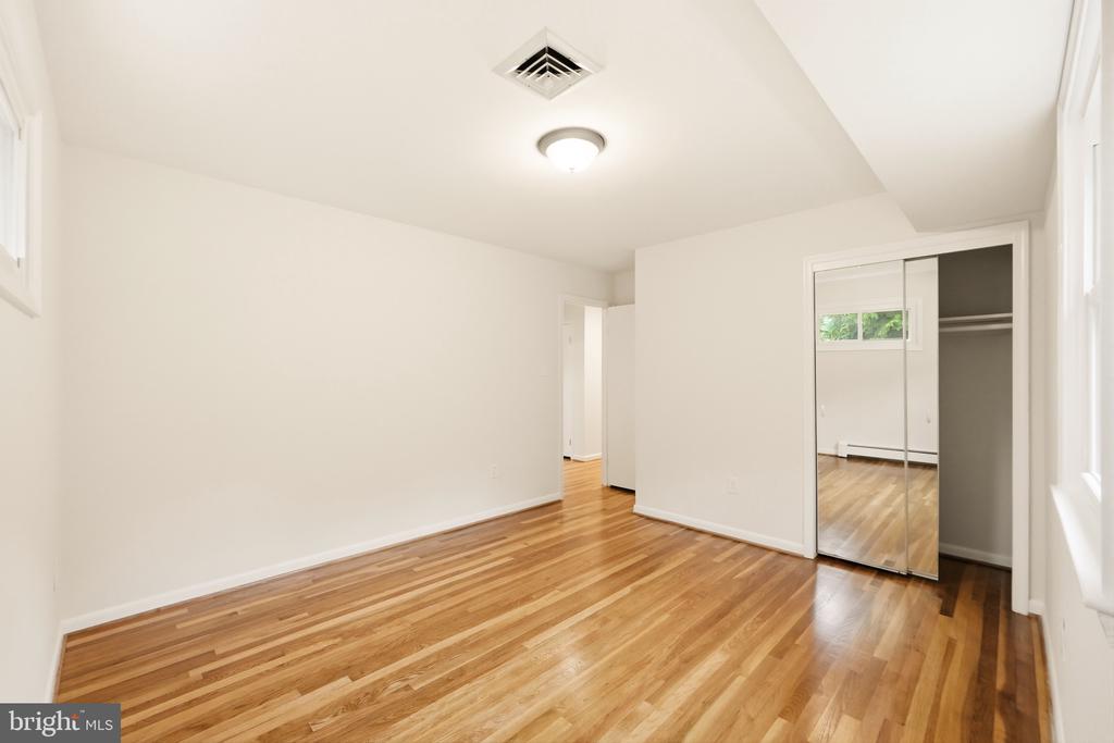 2508 REDMILES DRIVE