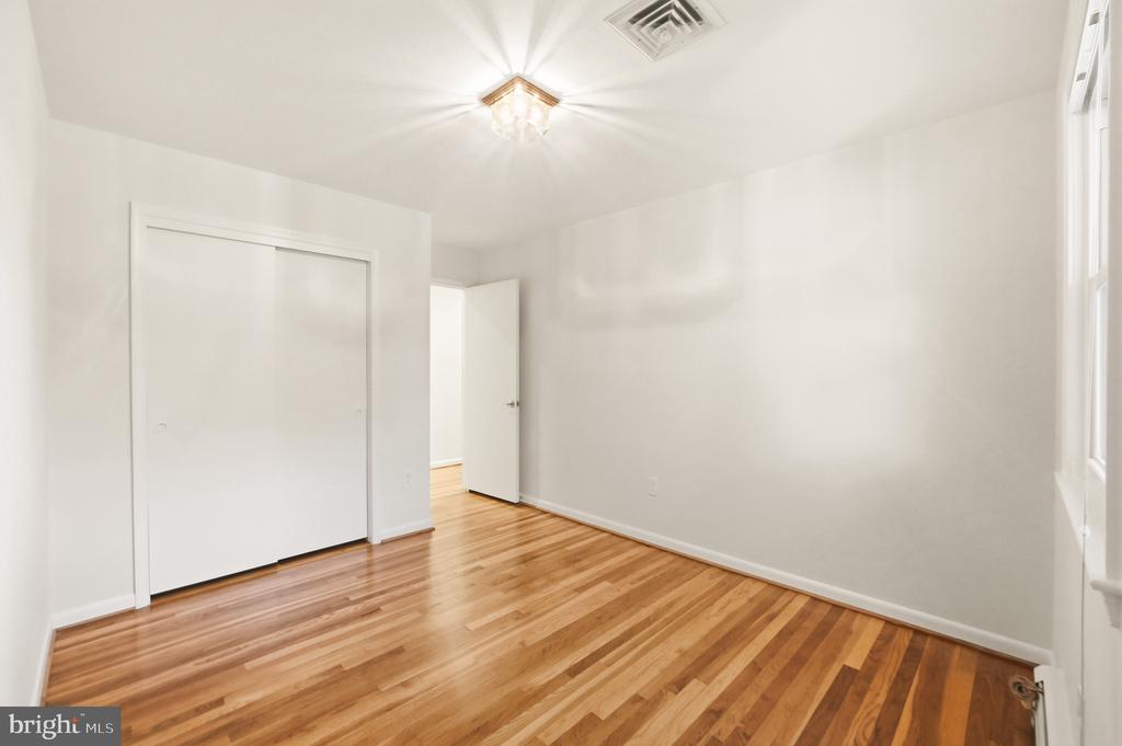 2508 REDMILES DRIVE