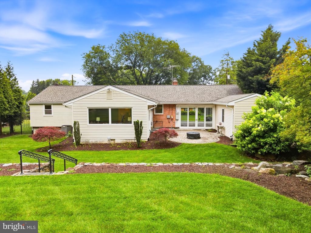 2508 REDMILES DRIVE