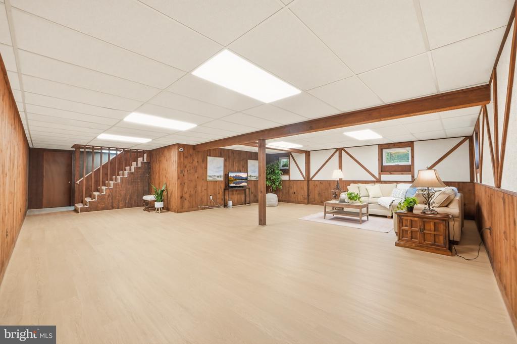 2508 REDMILES DRIVE