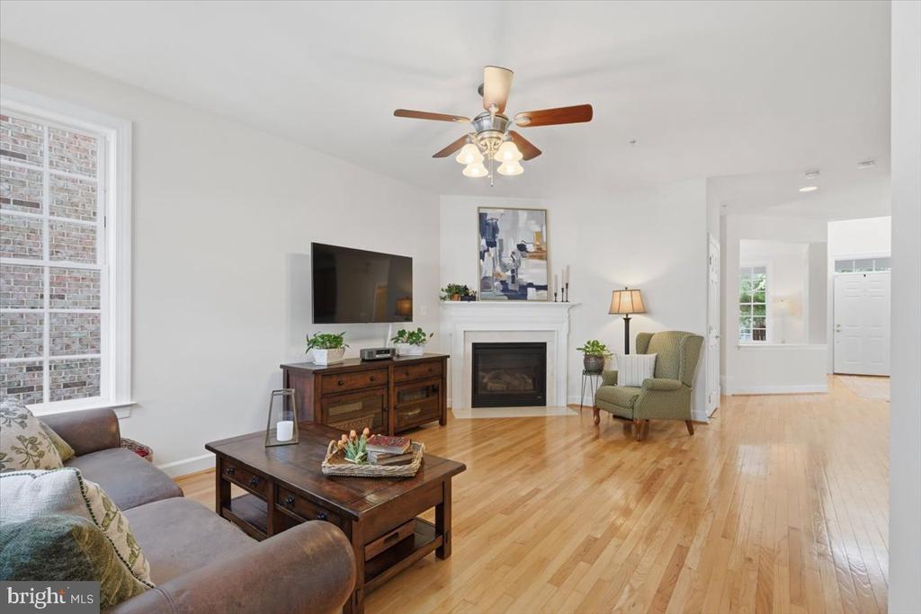 1006 HERITAGE FIELDS AVENUE