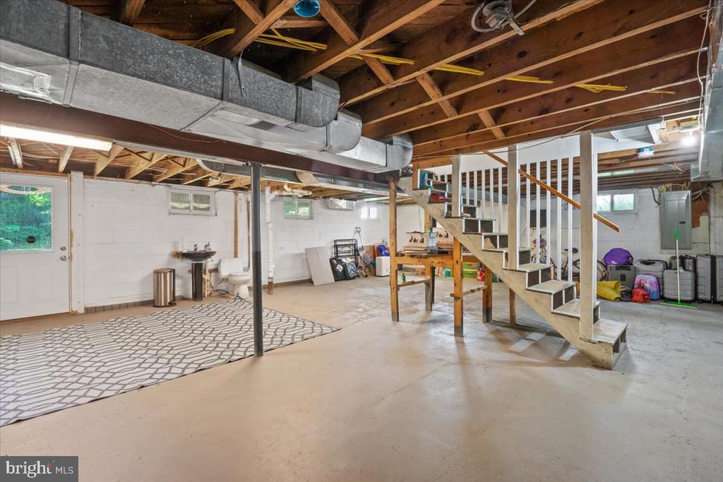 4842 PARK AVENUE