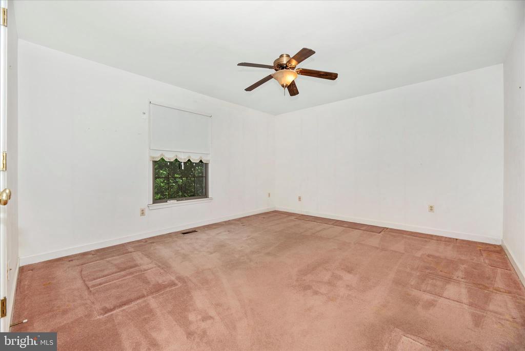 2221 GOLD MINE ROAD