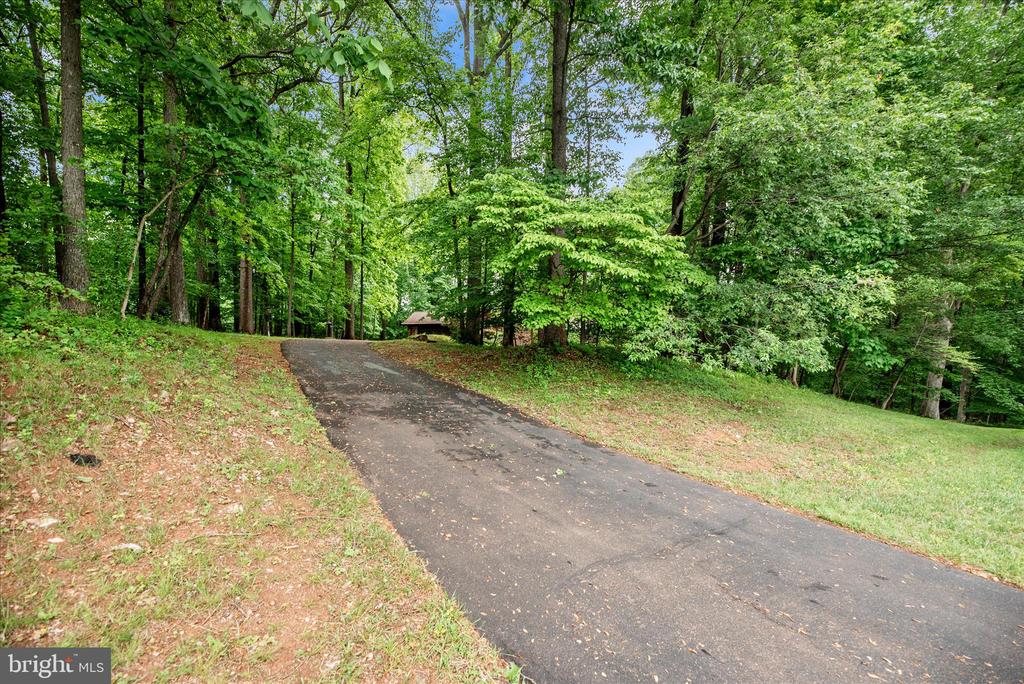 2221 GOLD MINE ROAD