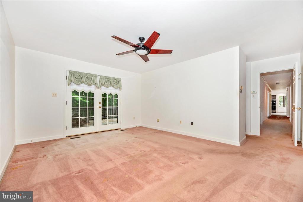 2221 GOLD MINE ROAD