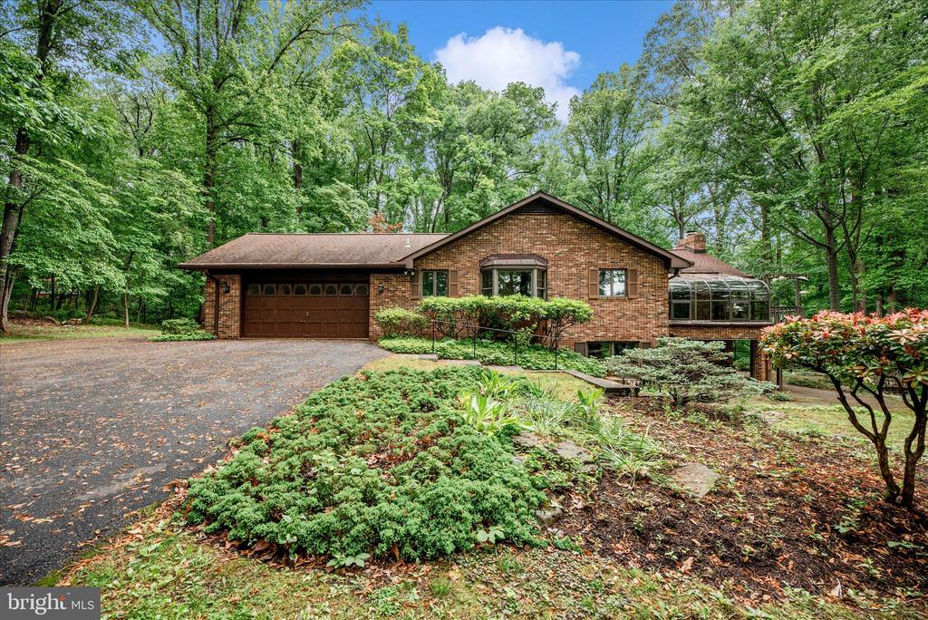 2221 GOLD MINE ROAD