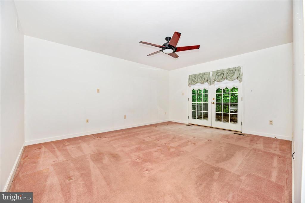 2221 GOLD MINE ROAD