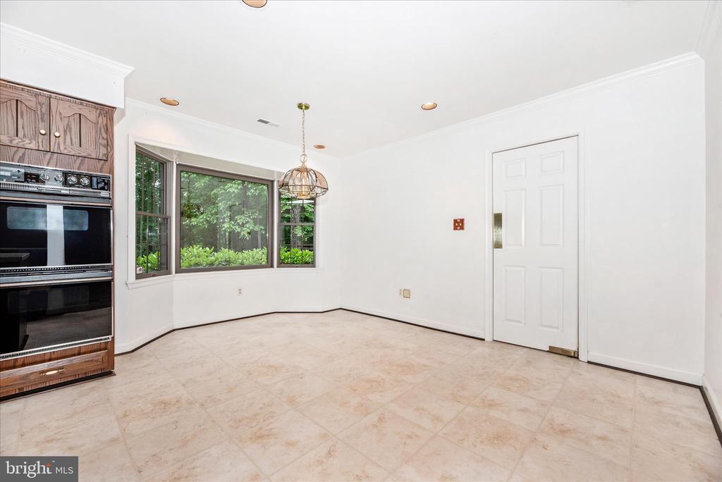 2221 GOLD MINE ROAD