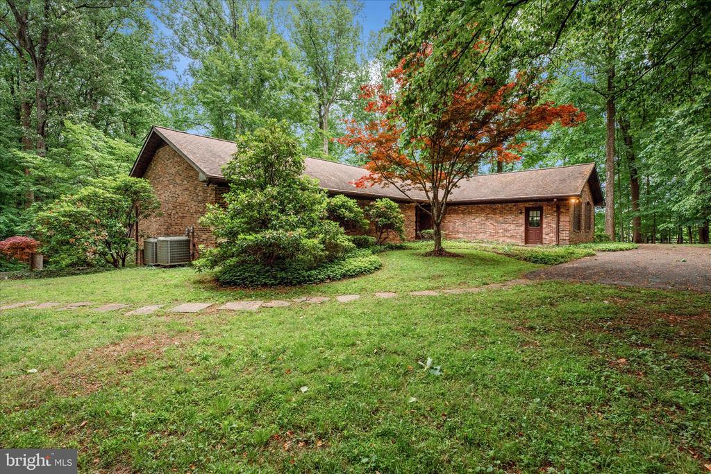 2221 GOLD MINE ROAD