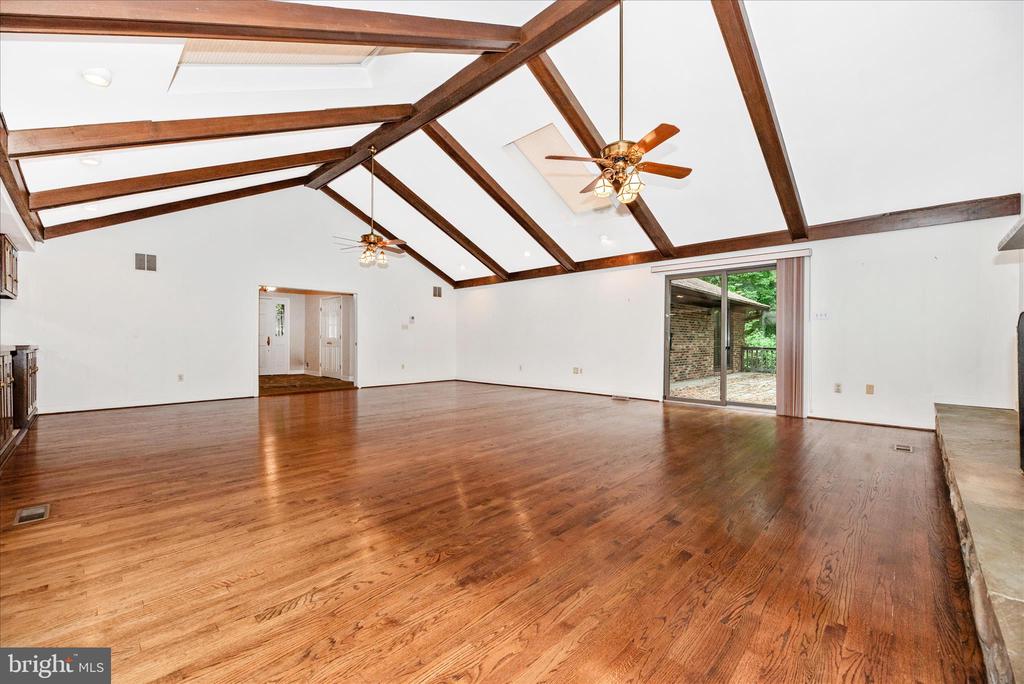 2221 GOLD MINE ROAD