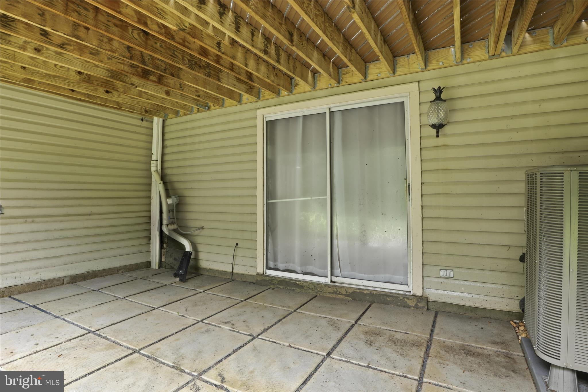 71 KINSMAN VIEW CIRCLE