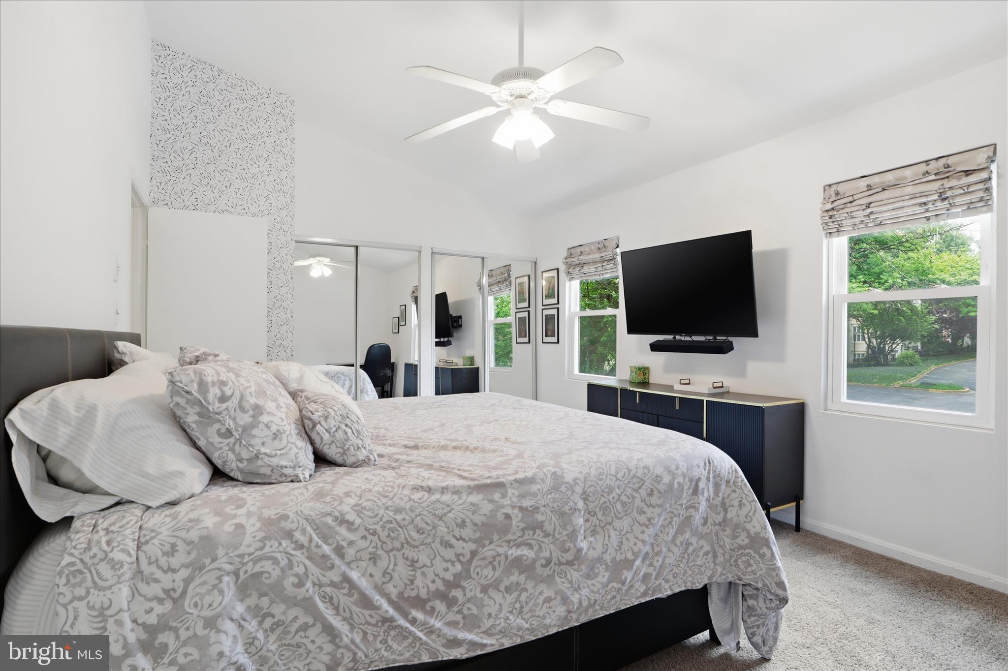 71 KINSMAN VIEW CIRCLE