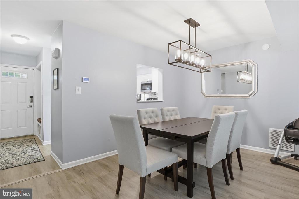 71 KINSMAN VIEW CIRCLE